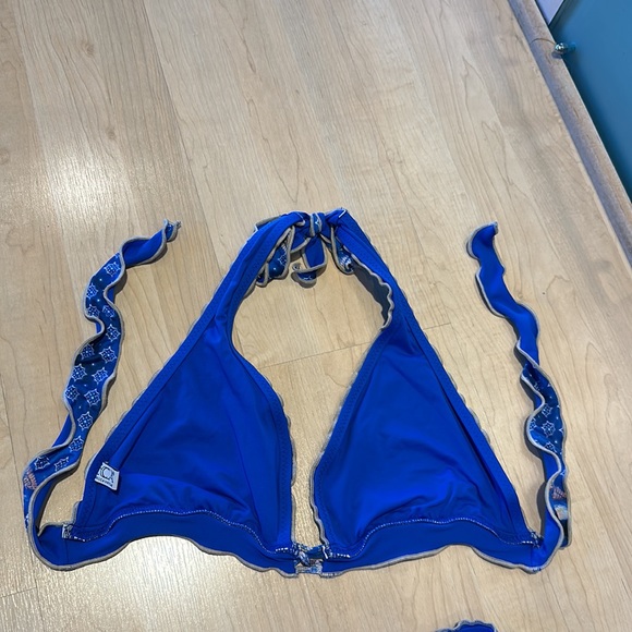Becca Swim Bikini Size Large Top and Medium Bottom - Picture 3 of 3